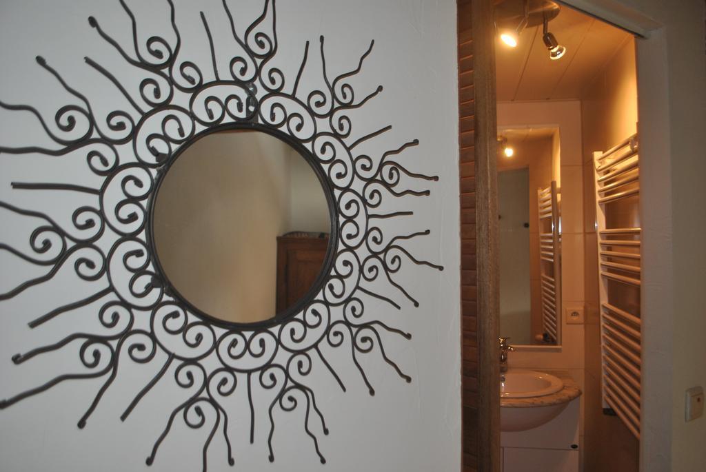 Celinie'S Guest House Gerin Εξωτερικό φωτογραφία